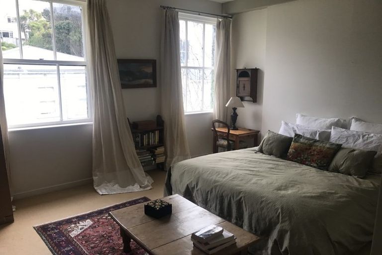 Photo of property in 2u7 King Street, Mount Cook, Wellington, 6021