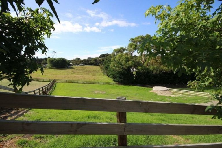 Photo of property in 4 Heaths Way, Pahi, Paparoa, 0571
