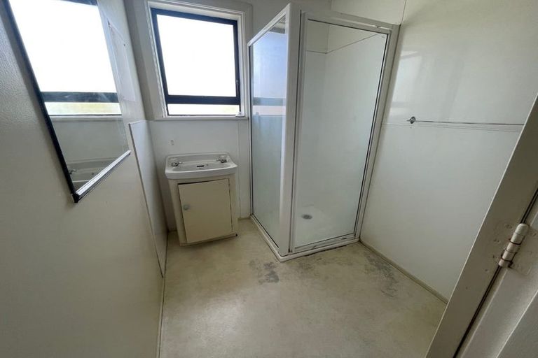 Photo of property in 1/50 Tawa Crescent, Manurewa, Auckland, 2102