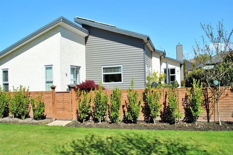 Photo of property in 12 Brookwater Avenue, Northwood, Christchurch, 8051