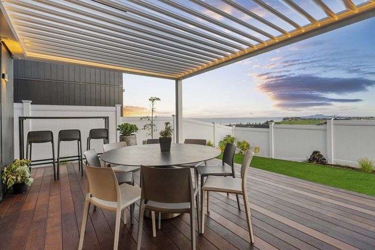 Photo of property in 214 Vaughans Road, Long Bay, Albany, 0792