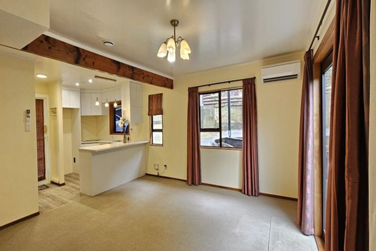 Photo of property in 40f3 Phillip Street, Johnsonville, Wellington, 6037