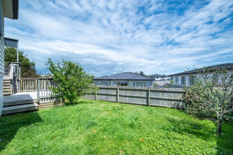 Photo of property in 11 Tee Point, Red Beach, 0932