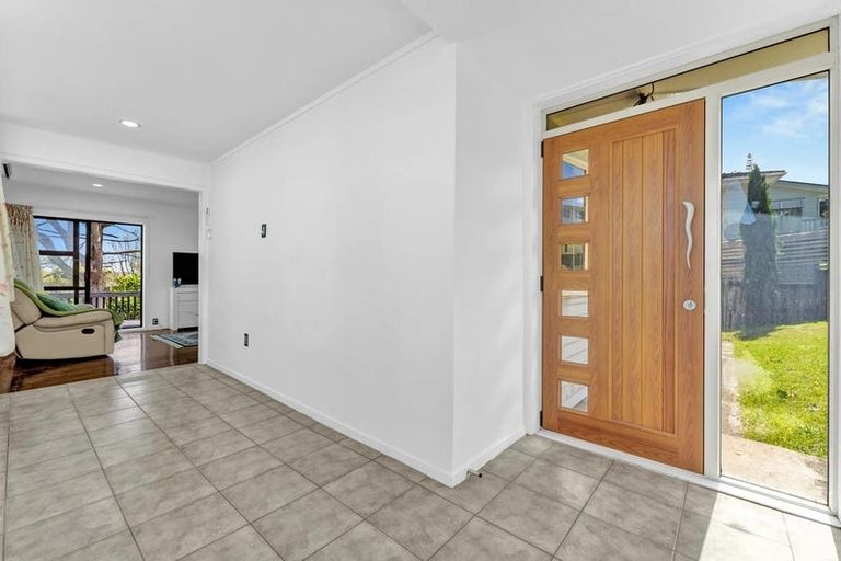 Photo of property in 9 Waterloo Street, Howick, Auckland, 2014