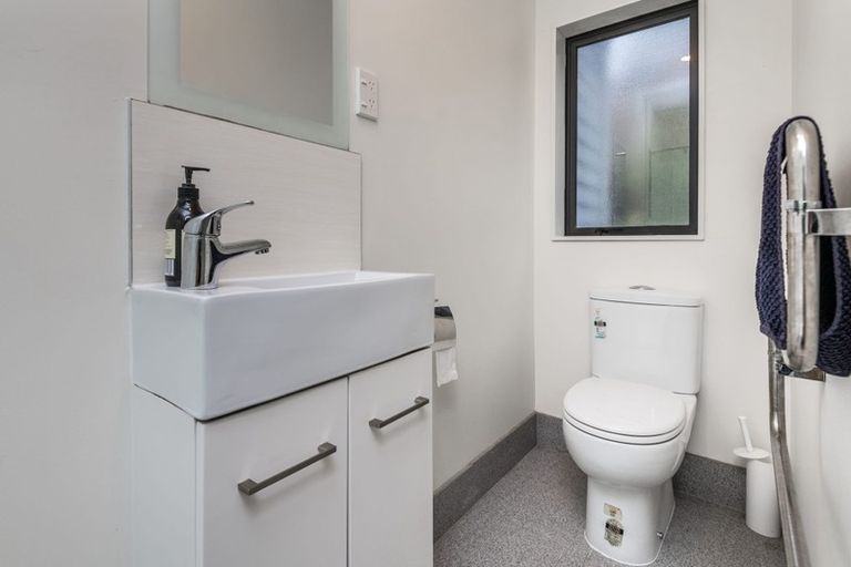 Photo of property in 11/11 Gordon Place, Newtown, Wellington, 6021