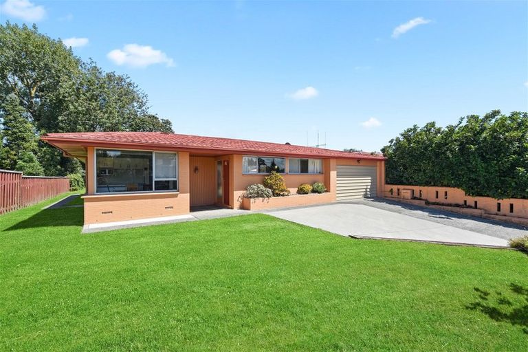 Photo of property in 16 Beverley Crescent, Hillcrest, Hamilton, 3216