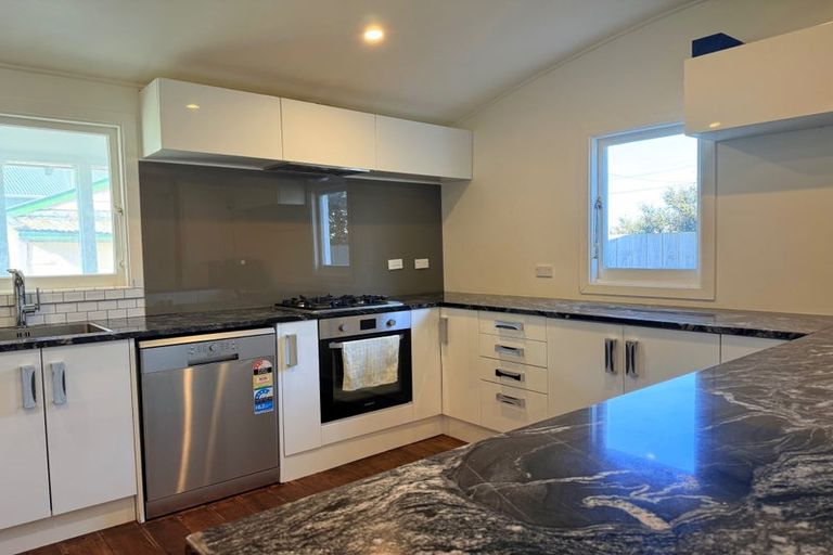 Photo of property in 36 William Street, Petone, Lower Hutt, 5012