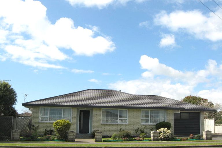 Photo of property in 2/46 Dorset Avenue, Westown, New Plymouth, 4310