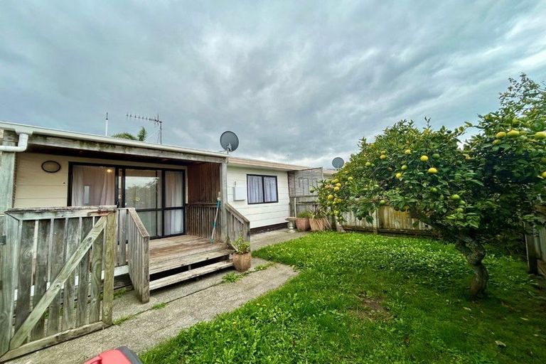 Photo of property in 5 Logan Avenue, Marewa, Napier, 4110