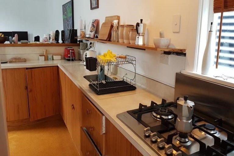 Photo of property in 5 Blucher Avenue, Newtown, Wellington, 6021