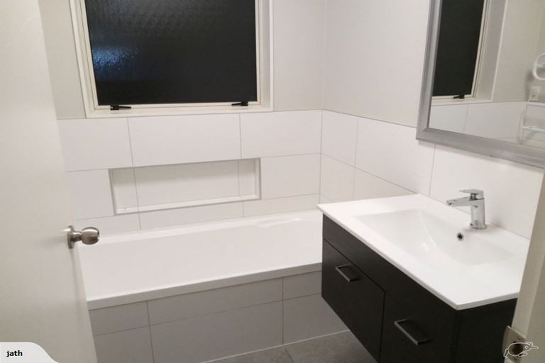 Photo of property in 160 Halswell Road, Hillmorton, Christchurch, 8025