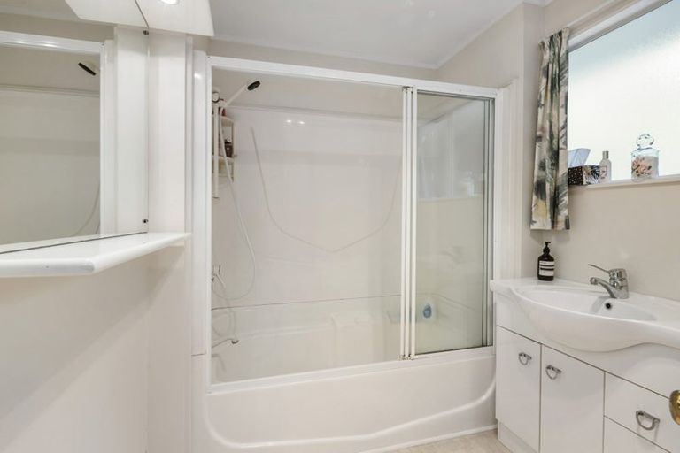 Photo of property in 378f4 Evans Bay Parade, Hataitai, Wellington, 6021