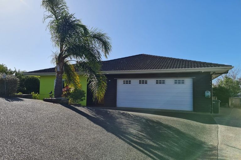 Photo of property in 11 Madison Place, Morningside, Whangarei, 0110