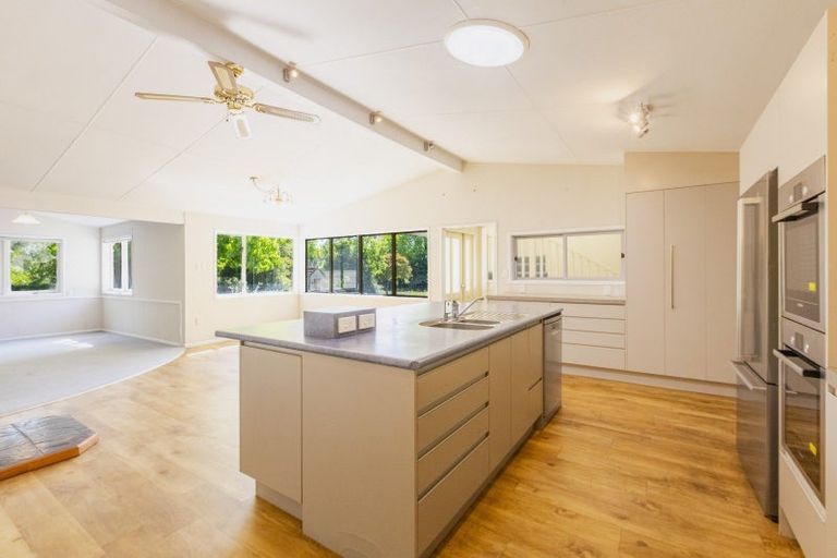 Photo of property in 83 Porangahau Road, Waipukurau, 4200