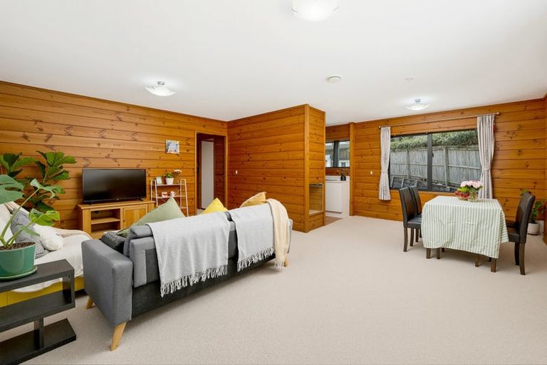 Photo of property in 5/7 Duncan Avenue, Te Atatu South, Auckland, 0610