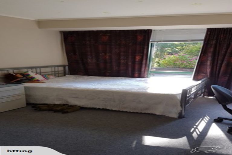 Photo of property in 18a Crompton Road, Massey, Auckland, 0614