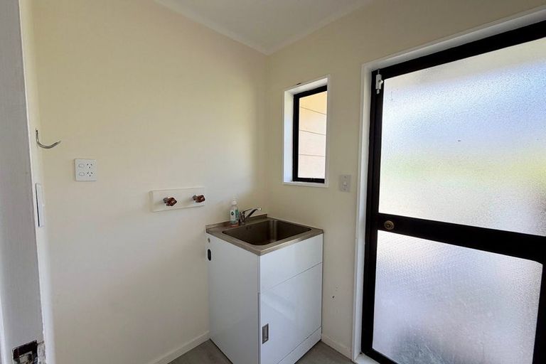 Photo of property in 14 Aronia Way, Goodwood Heights, Auckland, 2105