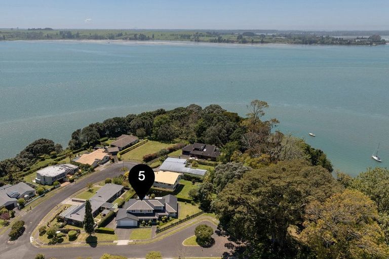 Photo of property in 5 Gellibrand Place, Omokoroa, 3114