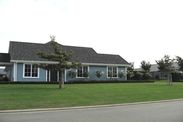 Photo of property in 10 Stonebridge Way, Prebbleton, 7604