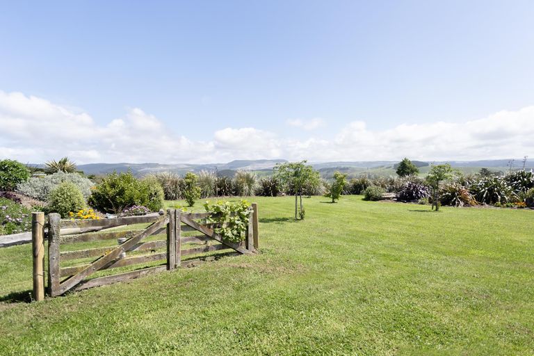 Photo of property in 16 Tain Street, Herbert, Oamaru, 9495