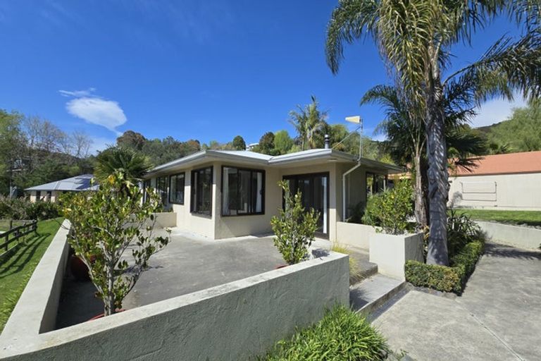 Photo of property in 347 Hill Road, Eskdale, Napier, 4182