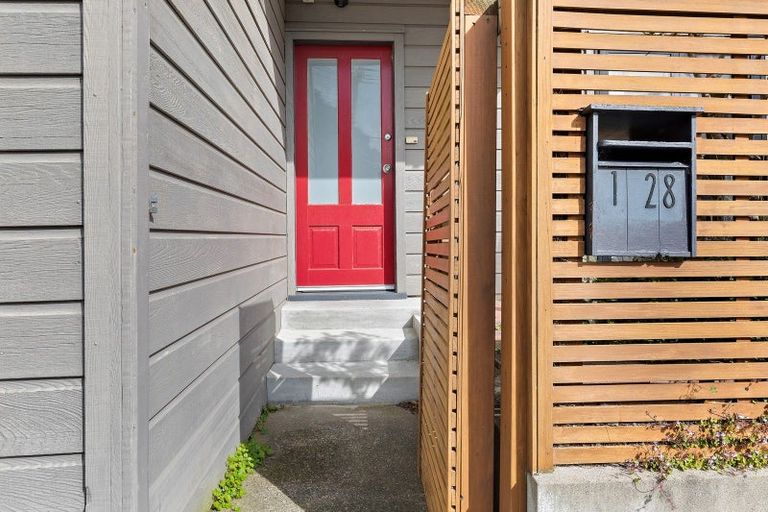 Photo of property in 28f1 Lawrence Street, Newtown, Wellington, 6021