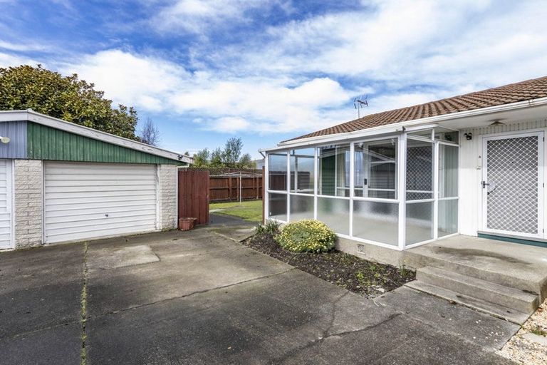 Photo of property in 2/14 Claymore Street, Woolston, Christchurch, 8062