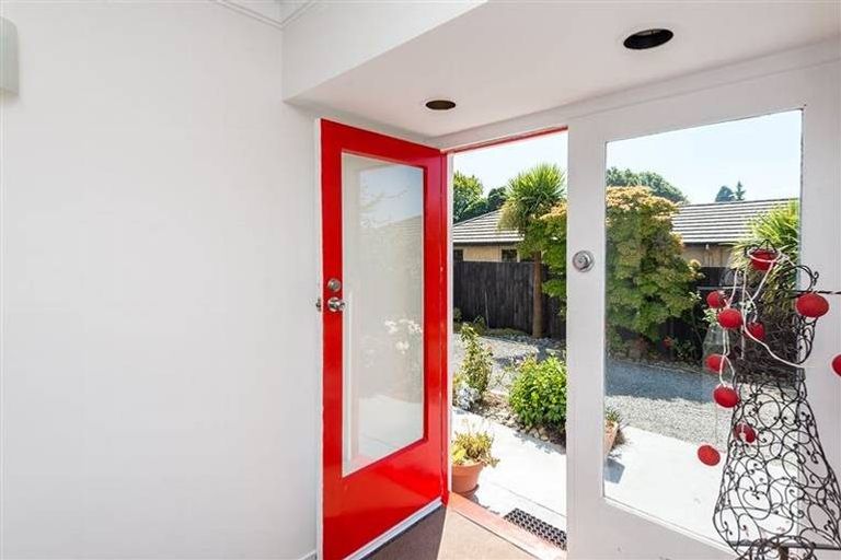Photo of property in 103 Rattray Street, Riccarton, Christchurch, 8041