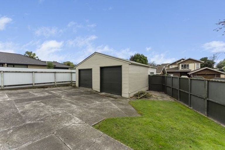Photo of property in 32 Karina Terrace, Roslyn, Palmerston North, 4414