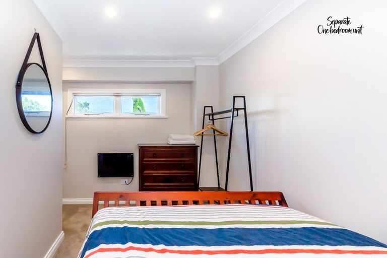 Photo of property in 12 Gray Avenue, Paraparaumu Beach, Paraparaumu, 5032