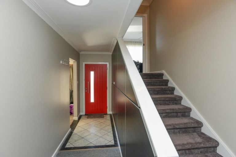 Photo of property in 9 Anzac Avenue, Onekawa, Napier, 4110