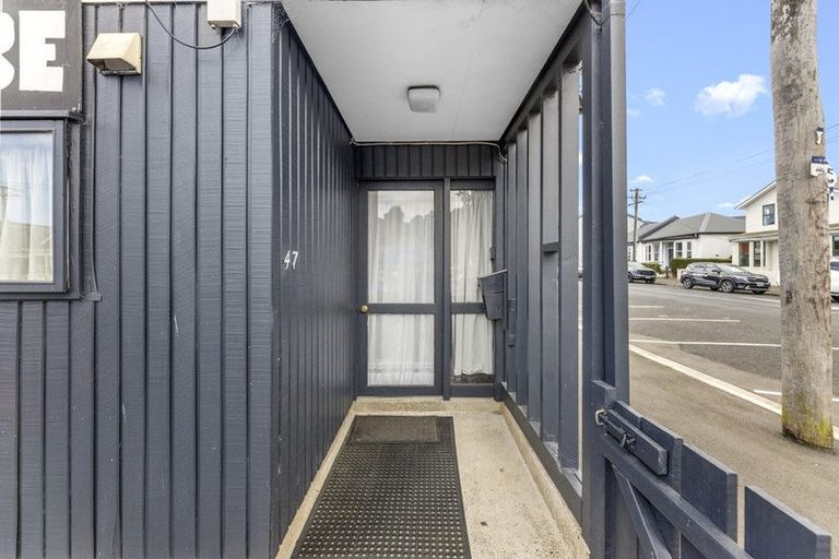 Photo of property in 47 Howe Street, North Dunedin, Dunedin, 9016