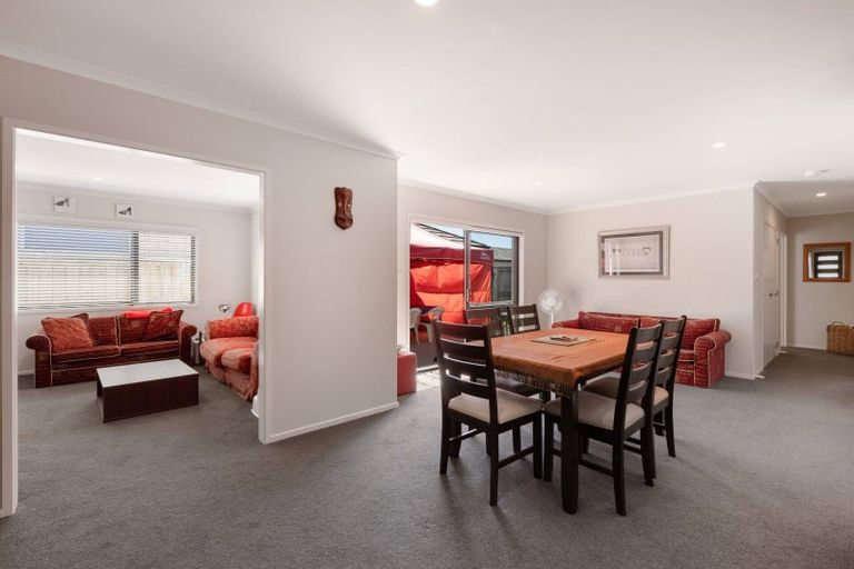 Photo of property in 19 Marion Crescent, Papamoa Beach, Papamoa, 3118