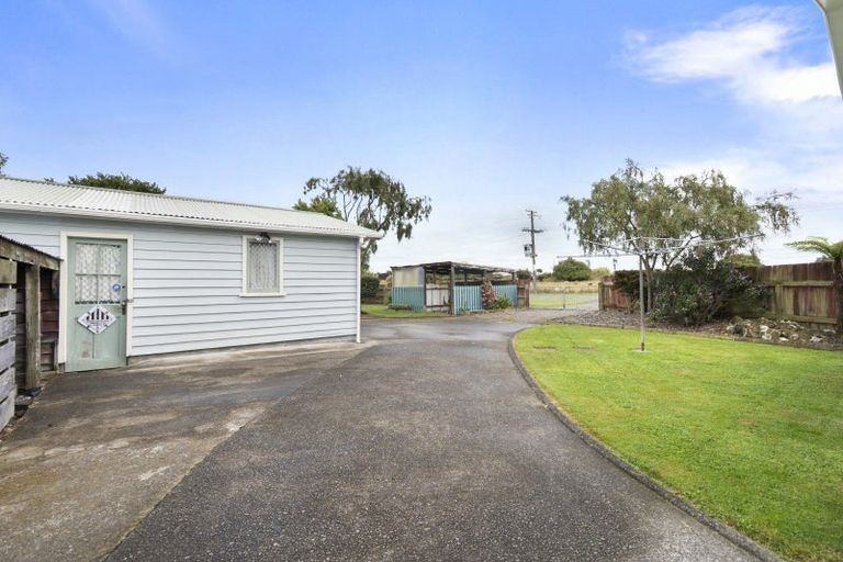 Photo of property in 2 Racecourse Avenue, Marton, 4710