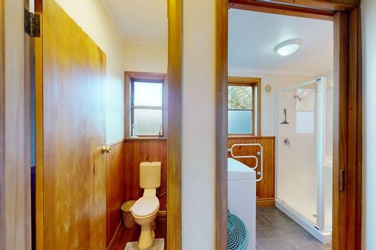 Photo of property in 1 Berkshire Avenue, Wilton, Wellington, 6012