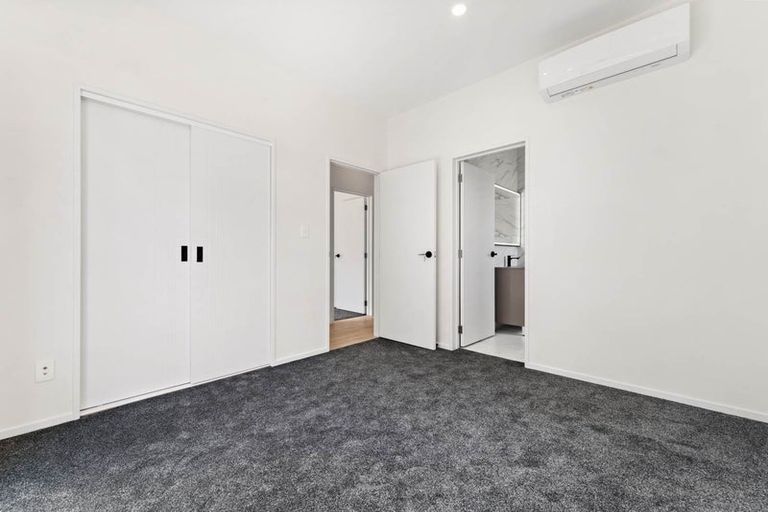 Photo of property in 32 Puhikawa Street, Massey, 0614