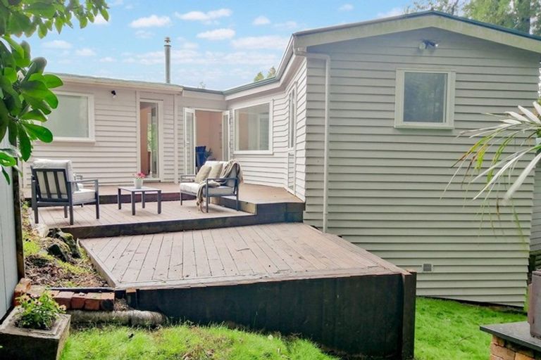 Photo of property in 7 Huia Road, Titirangi, Auckland, 0604