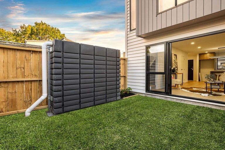 Photo of property in 6/36 Edmonton Road, Henderson, Auckland, 0612