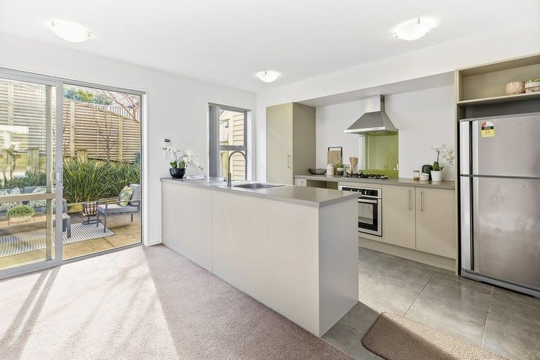 Photo of property in 44u5 Owen Street, Newtown, Wellington, 6021