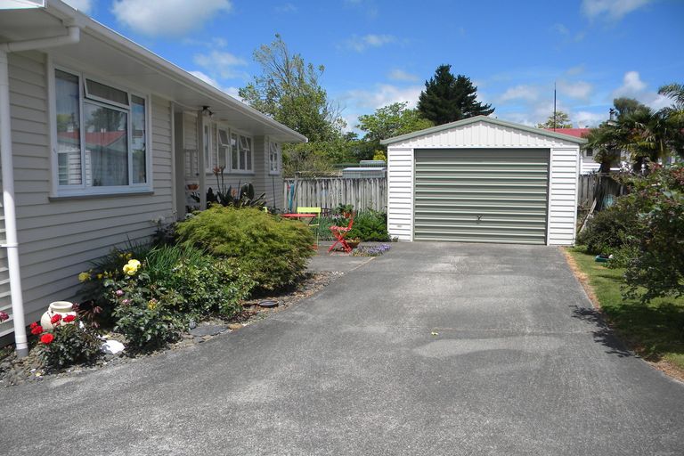 Photo of property in 49 Raeburne Street, Te Awamutu, 3800