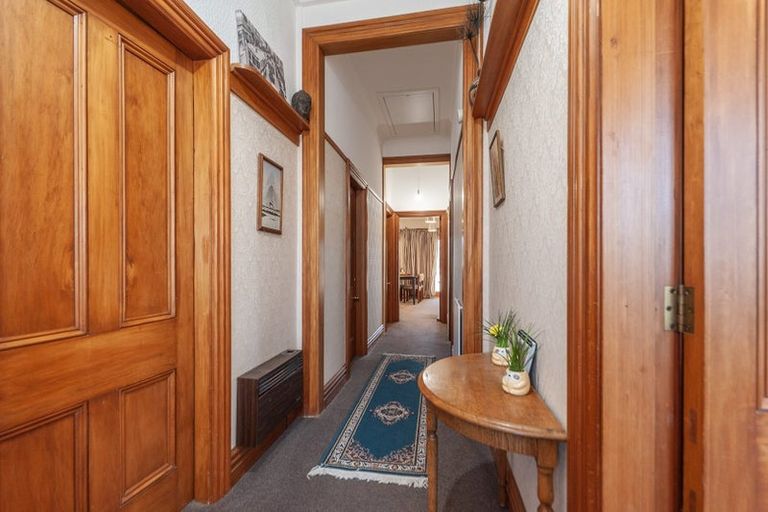 Photo of property in 72 Overtoun Terrace, Hataitai, Wellington, 6021