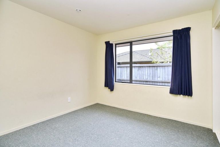 Photo of property in 35 Mounter Avenue, Northwood, Christchurch, 8051