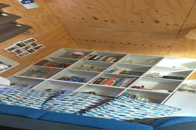 Photo of property in 1 Dustin Street, Foxton Beach, Foxton, 4815