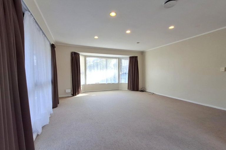 Photo of property in 53f2 Clifford Road, Johnsonville, Wellington, 6037