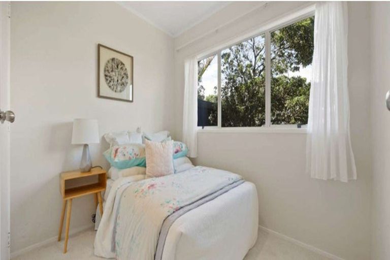 Photo of property in 1/35 Vivian Wilson Drive, Eastern Beach, Auckland, 2012