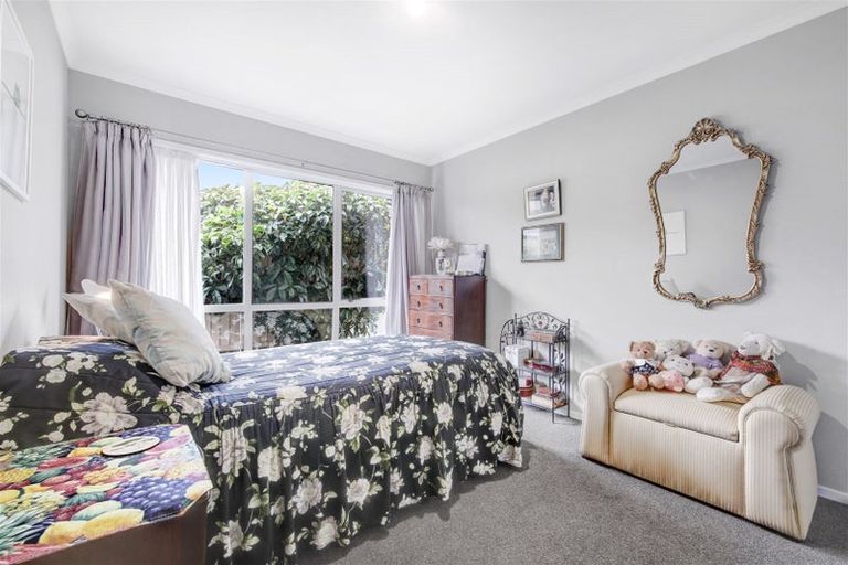 Photo of property in 18 Sincock Place, Kaiapoi, 7630