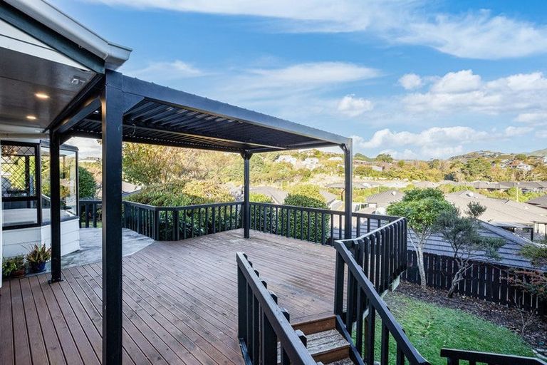 Photo of property in 34 Shackle Lane, Whitby, Porirua, 5024