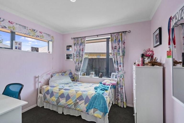 Photo of property in 2 Montego Close, Shirley, Christchurch, 8052