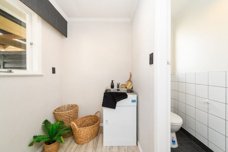 Photo of property in 6 Anakiwa Street, Kelvin Grove, Palmerston North, 4414