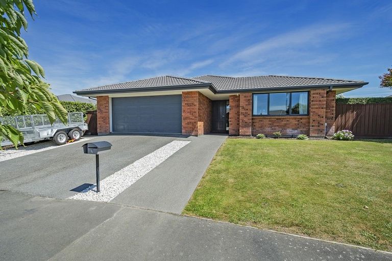 Photo of property in 6 Iraklis Close, Templeton, Christchurch, 8042
